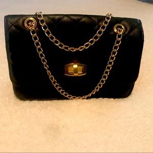 Express evening bag black leather quilted